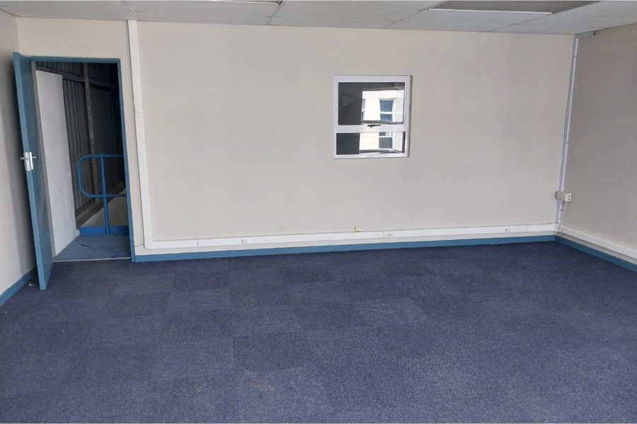 To Let commercial Property for Rent in Fairview Eastern Cape